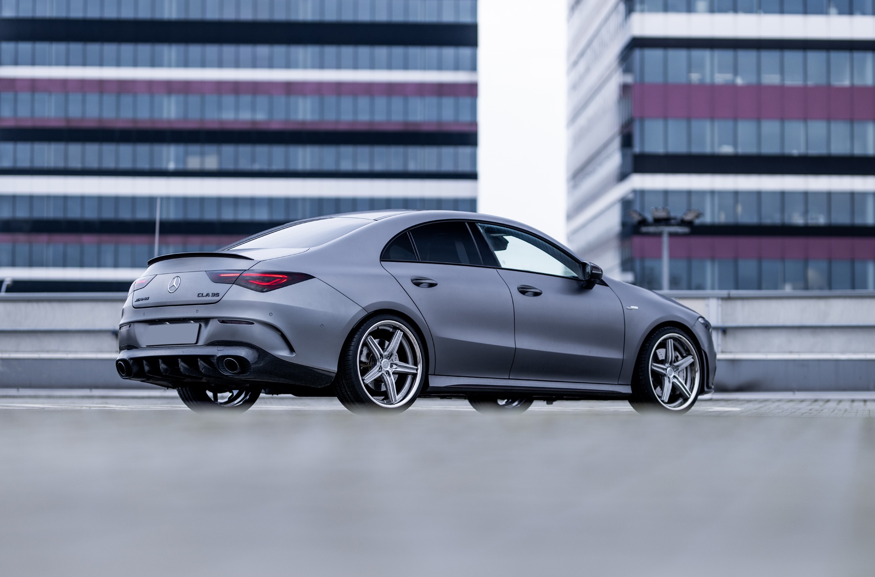 Mercedes CLA mit Concaver CVR9 Felgen