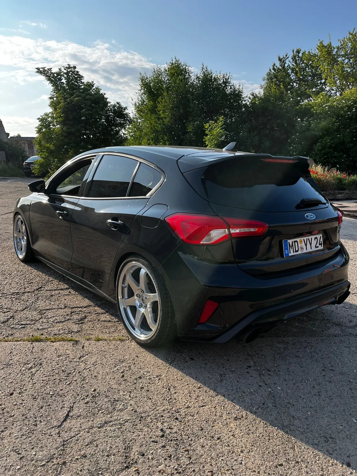 Ford Focus mit JR3 Felgen