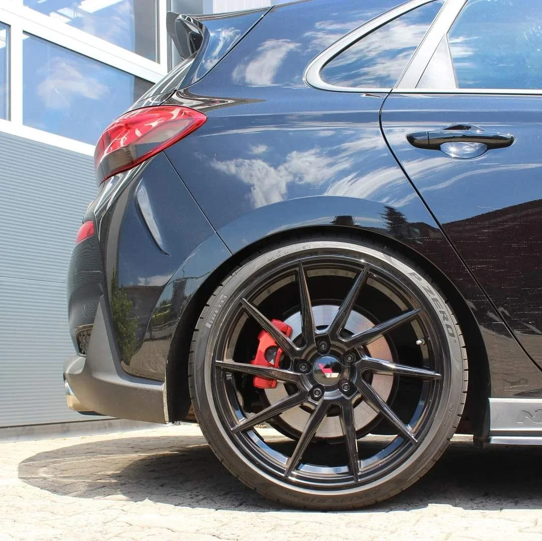 Hyundai i30N mit JR Wheels JR36 