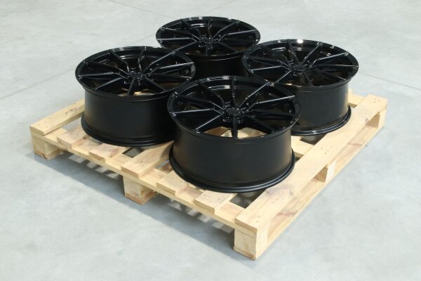 Set of SL02 19x8,5 ET45 5x114,3 Gloss Black